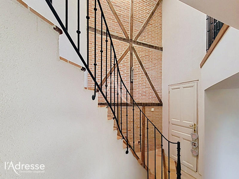 Maison - 205 m² - 7 pièces