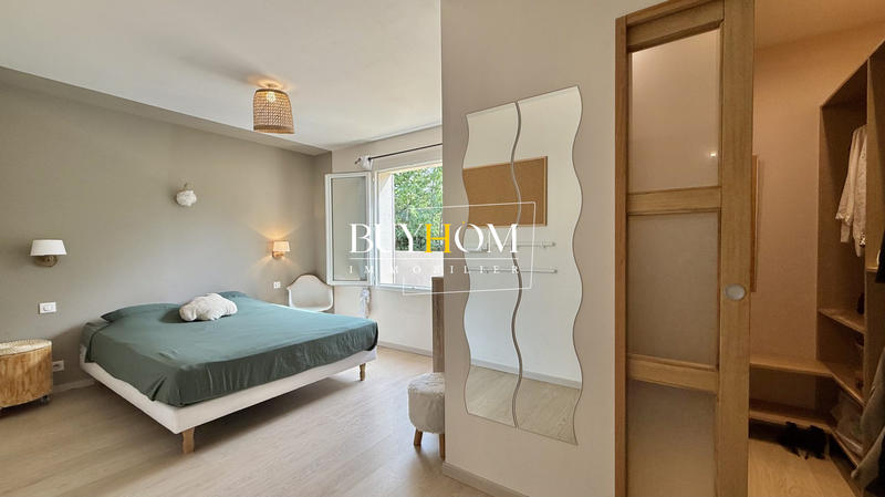 Maison - 164 m² - 6 pièces