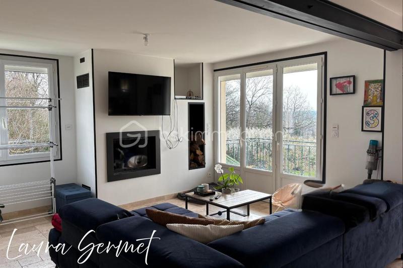 Maison de village - 95 m² - 4 pièces