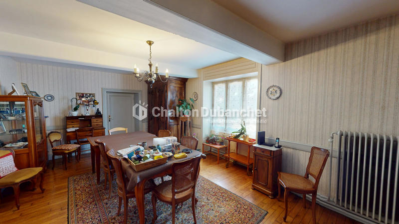 Maison - 160 m² - 5 pièces