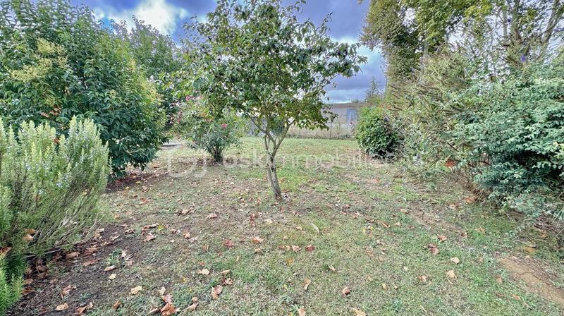 Terrain constructible - 385 m²
