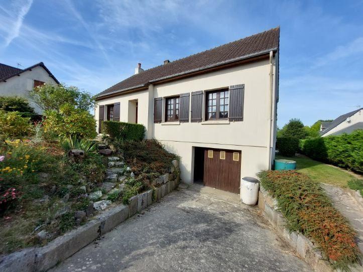 Maison traditionnelle - 83 m² - 4 pièces