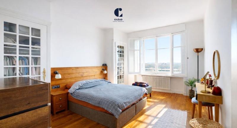 Appartement - 108 m² - 5 pièces