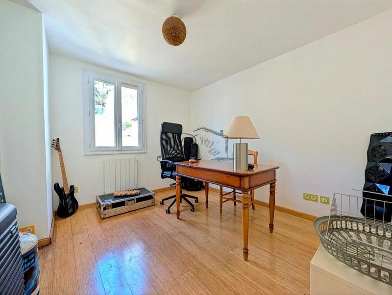 Maison - 94 m² - 4 pièces