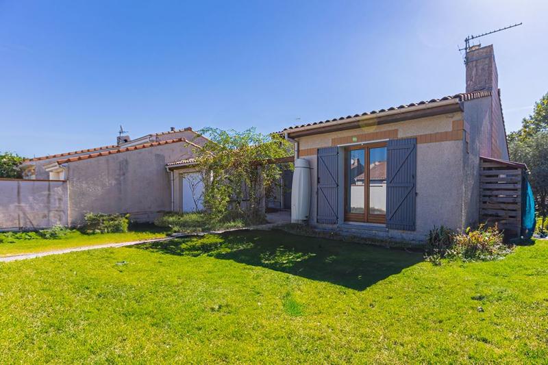 Maison traditionnelle - 92 m² - 4 pièces