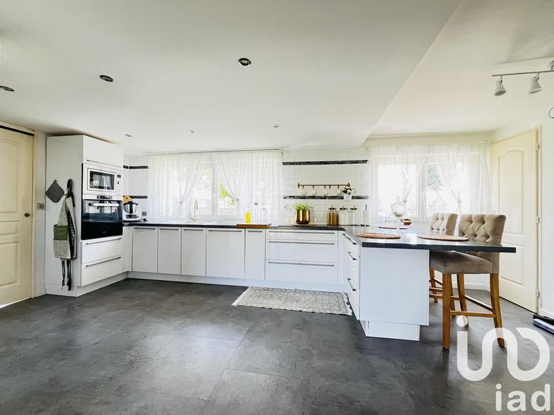 Maison - 137 m² - 4 pièces