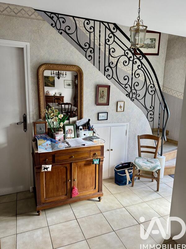 Maison - 175 m² - 8 pièces