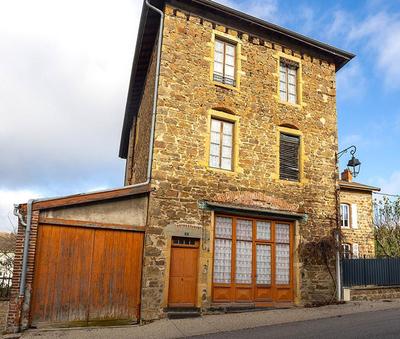 Maison - 300 m² - 10 pièces