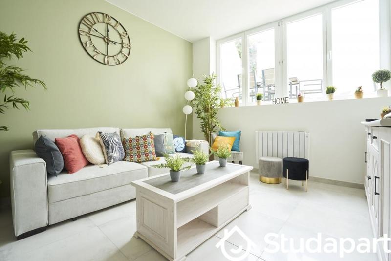 Chambre - 11 m² - 1 pièce