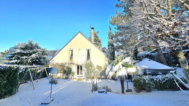 Maison - 145 m² - 6 pièces