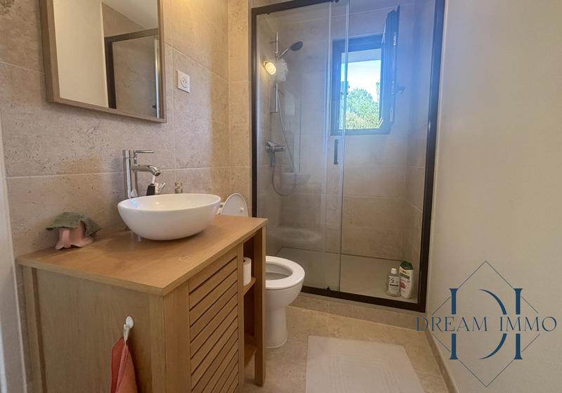 Maison - 183 m² - 5 pièces