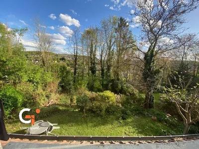 Maison - 137 m² - 5 pièces