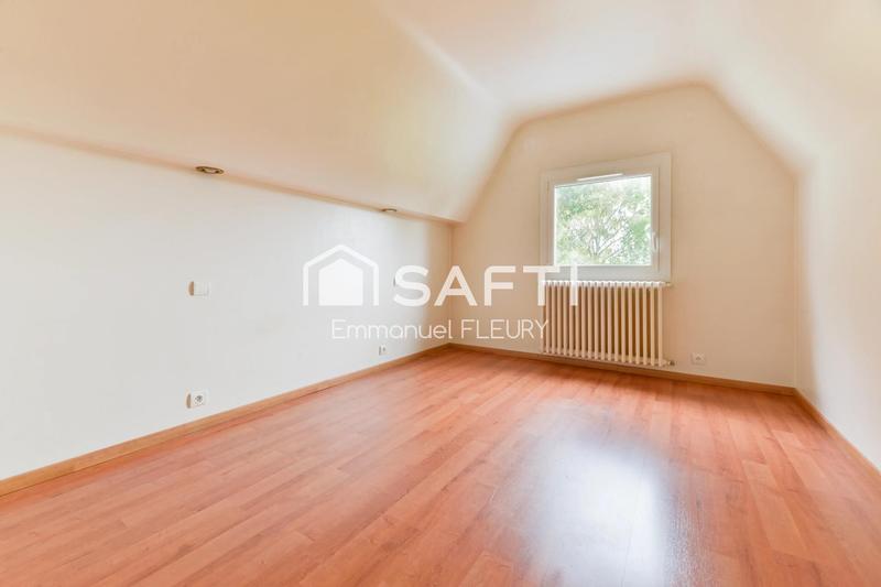 Maison - 261 m² - 6 pièces