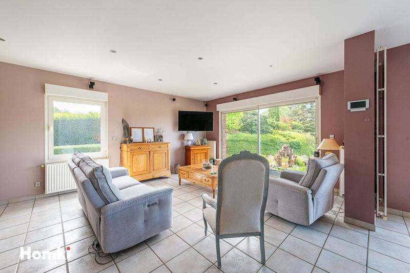 Maison - 214 m² - 7 pièces