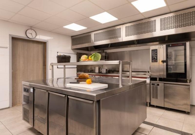 Châlet - 424 m² - 12 pièces