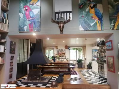 Maison ancienne - 230 m² - 9 pièces