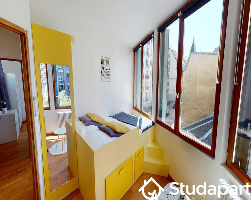 Chambre - 110 m² - 1 pièce