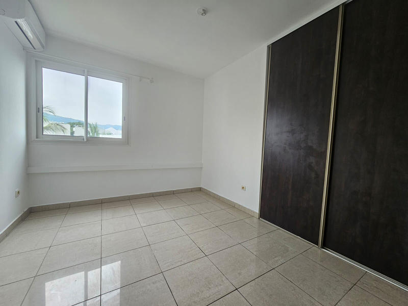 Appartement - 76 m² - 4 pièces