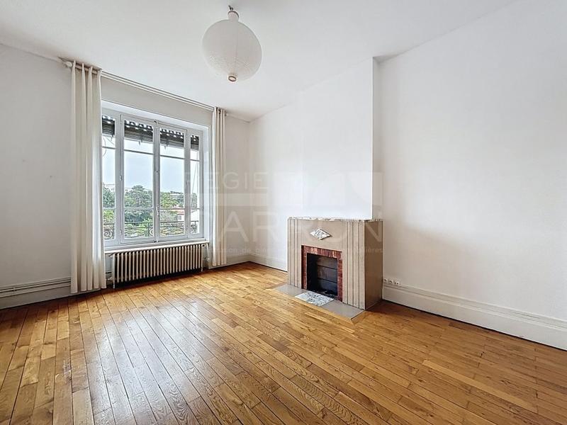 Appartement - 93 m² - 3 pièces