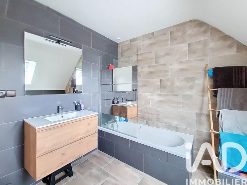 Maison - 91 m² - 5 pièces