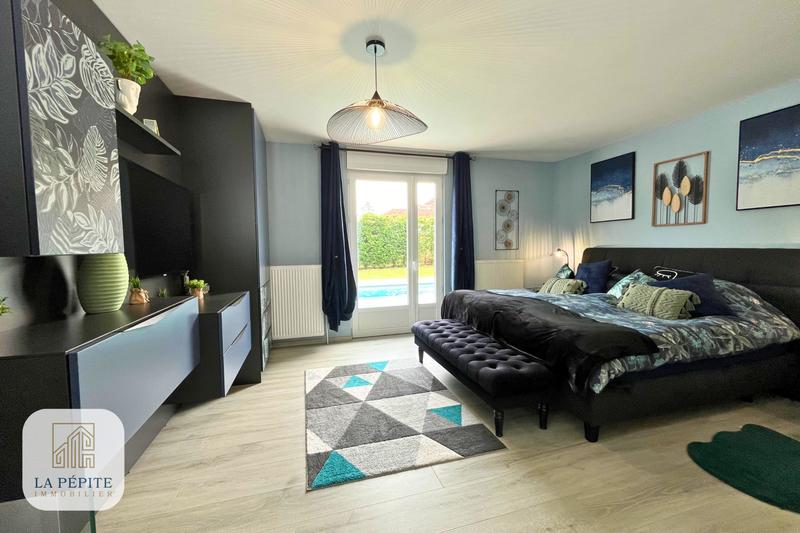 Maison - 170 m² - 7 pièces