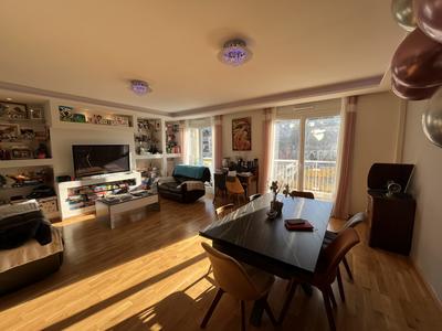 Appartement - 97 m² - 4 pièces