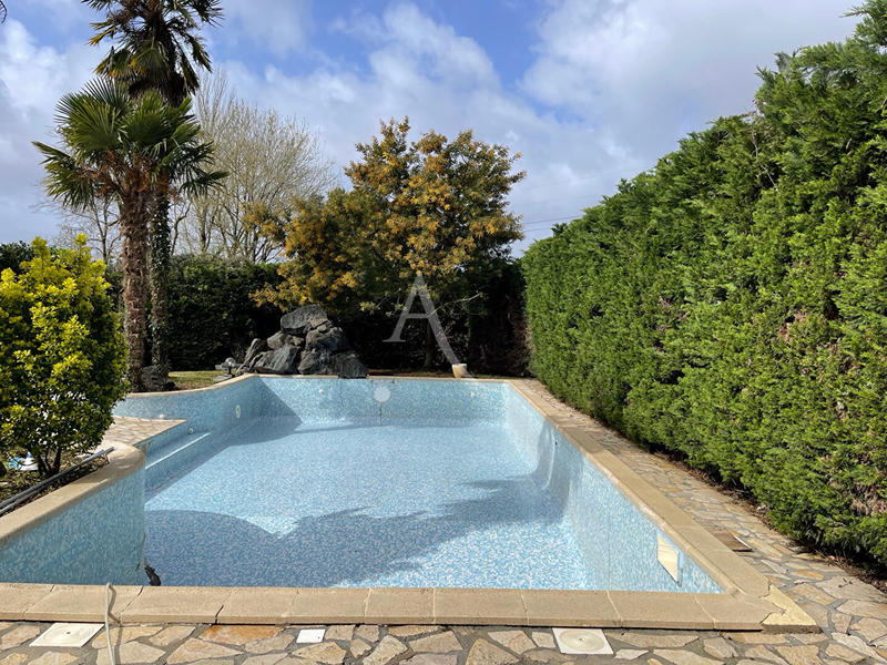 Maison - 186 m² - 5 pièces