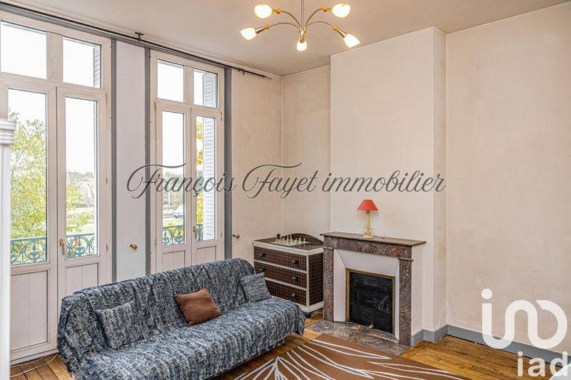 Maison - 200 m² - 7 pièces