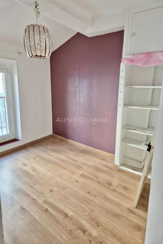 Appartement - 85 m² - 3 pièces