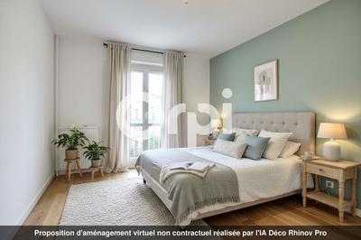 Appartement - 100 m² - 5 pièces