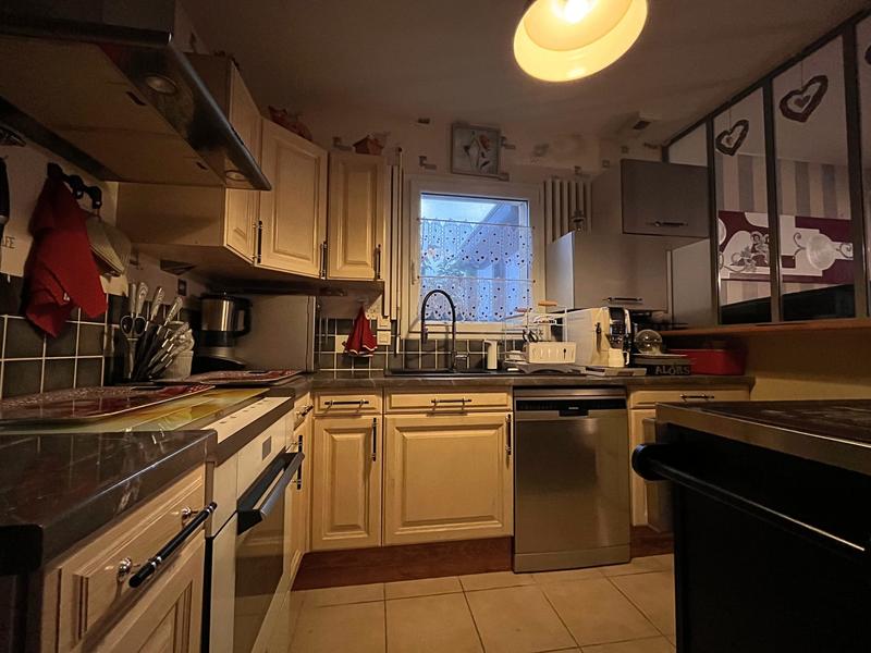 Maison - 104 m² - 6 pièces