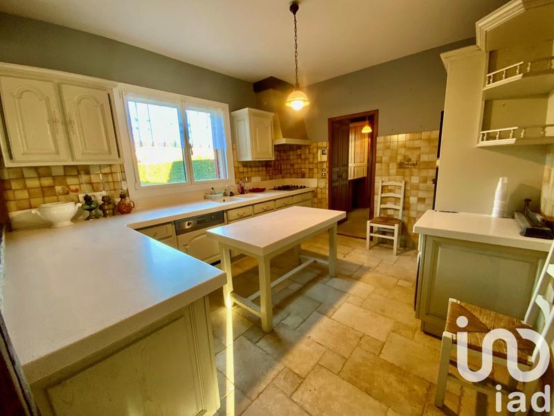 Maison - 174 m² - 8 pièces