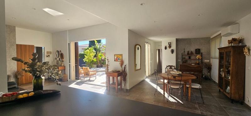 Maison - 195 m² - 8 pièces