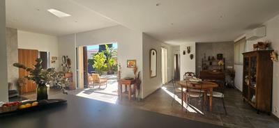 Maison - 195 m² - 8 pièces