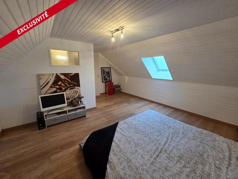 Maison - 176 m² - 8 pièces