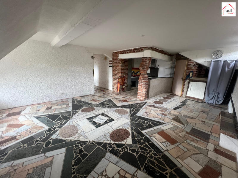 Appartement - 99 m² - 4 pièces