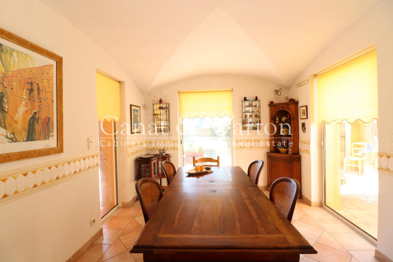 Villa - 184 m² - 5 pièces