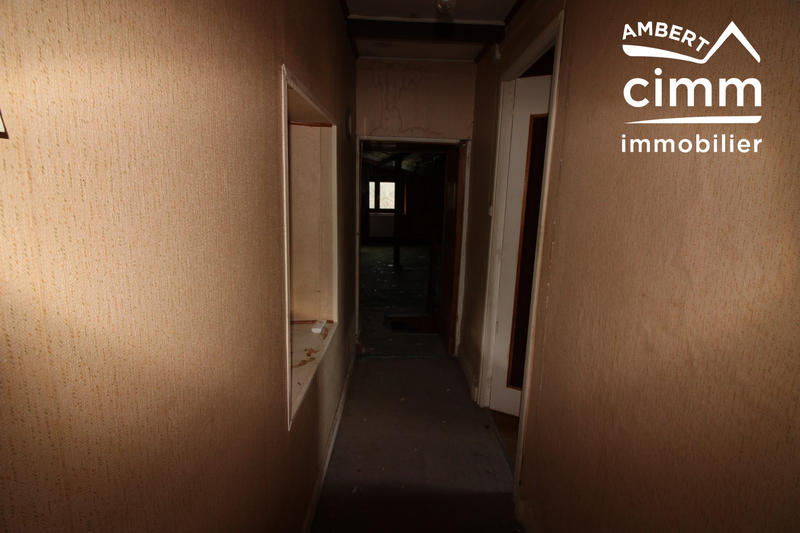 Maison - 110 m² - 10 pièces