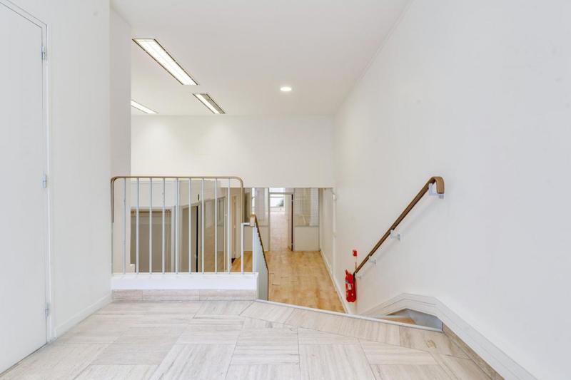 Bureau - 190 m²