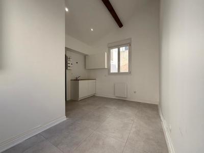 Studio - 13 m² - 1 pièce