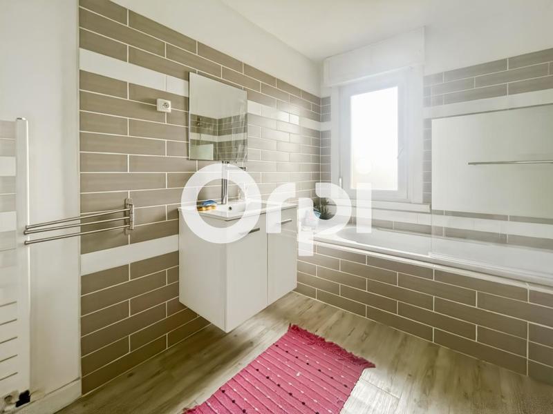 Maison - 88 m² - 5 pièces