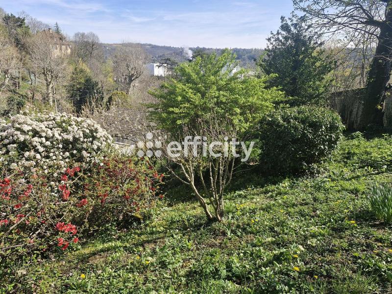 Maison - 157 m² - 7 pièces