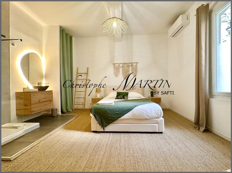 Appartement - 90 m² - 4 pièces