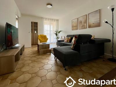 Chambre - 9 m² - 1 pièce