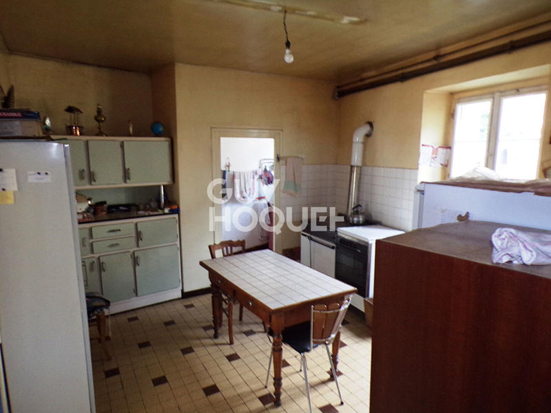 Maison - 250 m² - 12 pièces