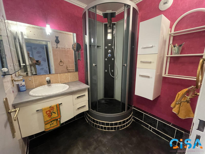 Appartement - 80 m² - 4 pièces