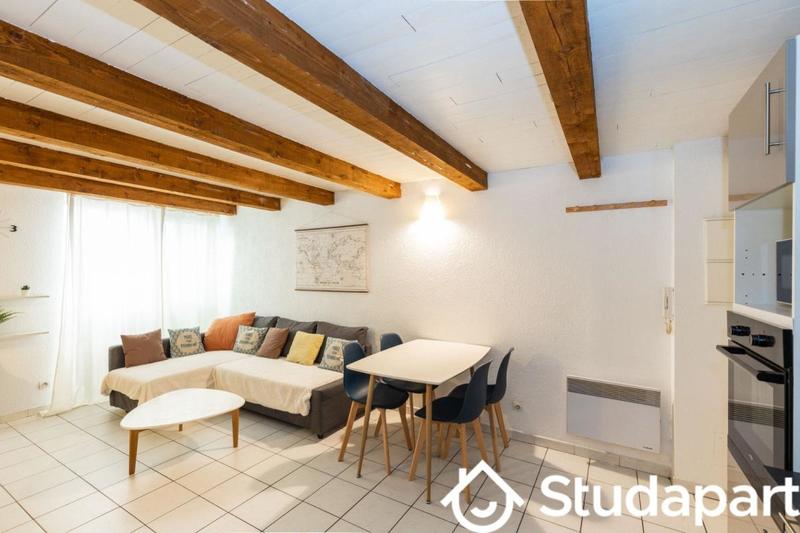 Chambre - 25 m² - 1 pièce