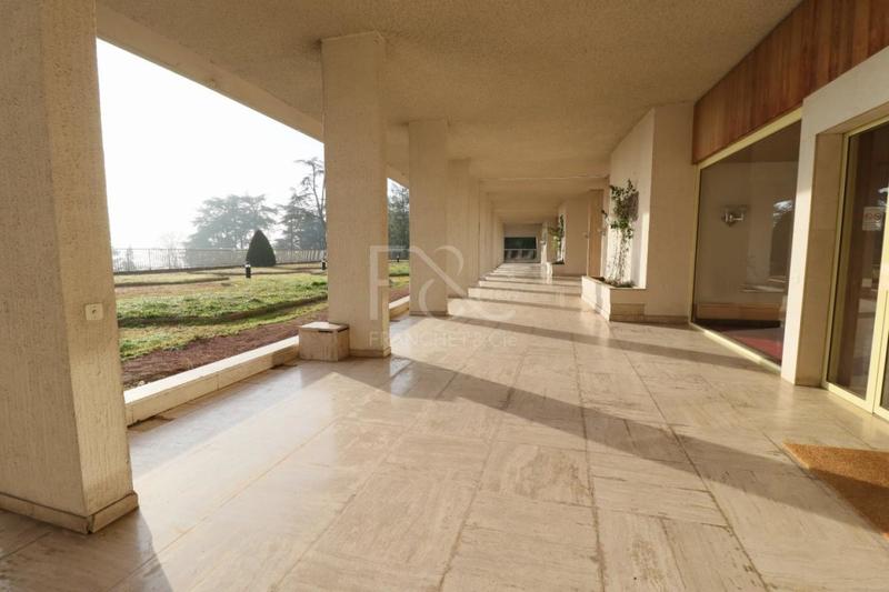 Appartement - 105 m² - 4 pièces