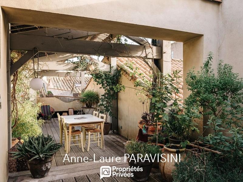 Appartement - 274 m² - 5 pièces