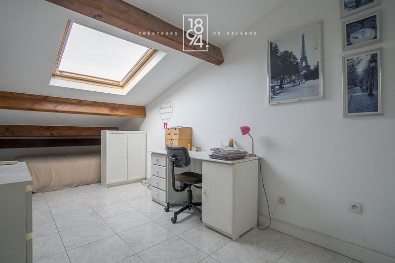 Appartement - 145 m² - 5 pièces